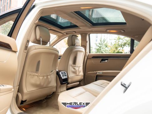 Used 2012 Mercedes-Benz S 550 4MATIC w/ Sport Pkg image 21