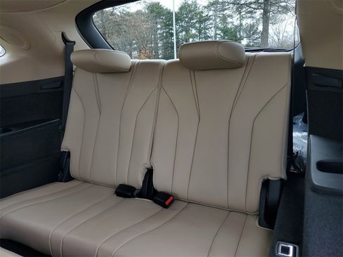 Certified 2025 Acura MDX w/ Technology Package image 16