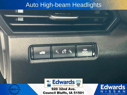 Used 2026 Nissan Altima 2.5 SV AWD/4WD image 21