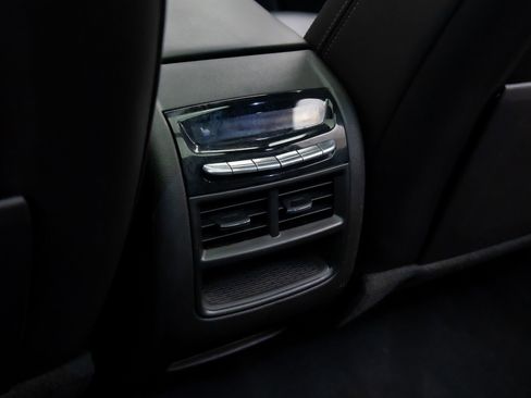 Used 2023 Cadillac XT5 Sportv w/ LPO, Floor Liner Package image 21