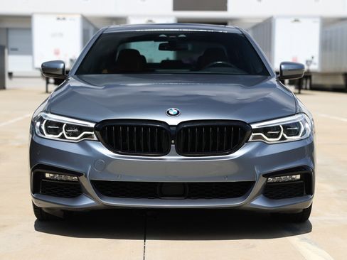 Used 2018 BMW 540i RWD image 23
