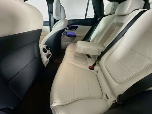 Used 2026 Mercedes-Benz GLC 300 image 25