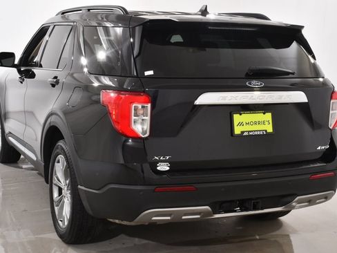 Used 2022 Ford Explorer XLT w/ Equipment Group 202A AWD/4WD image 14