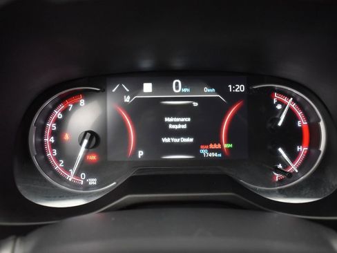 Used 2024 Toyota RAV4 XLE FWD image 7