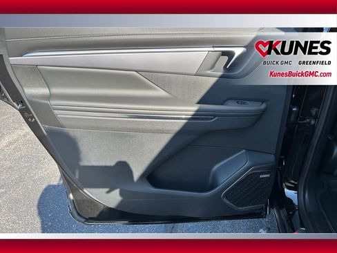 New 2026 Buick Enclave Sport Touring w/ LPO, Floor Liner Package image 41