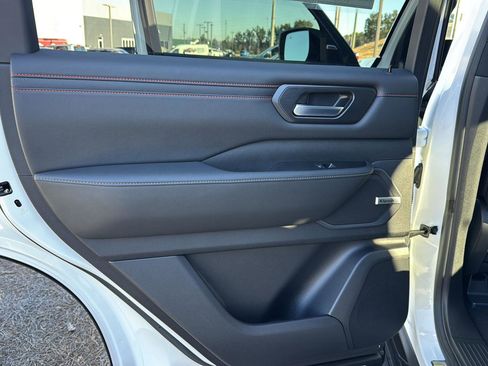 New 2026 Nissan Armada PRO-4X image 15