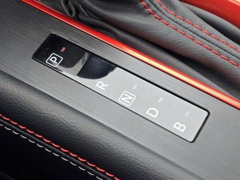 New 2026 Nissan Kicks SR w/ Cold Weather Package image 17