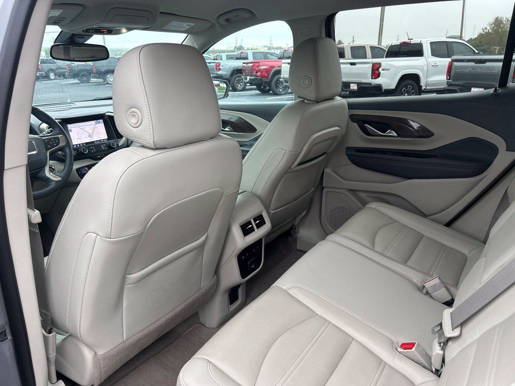 Used 2023 GMC Terrain Denali w/ Denali Premium Package AWD/4WD image 35