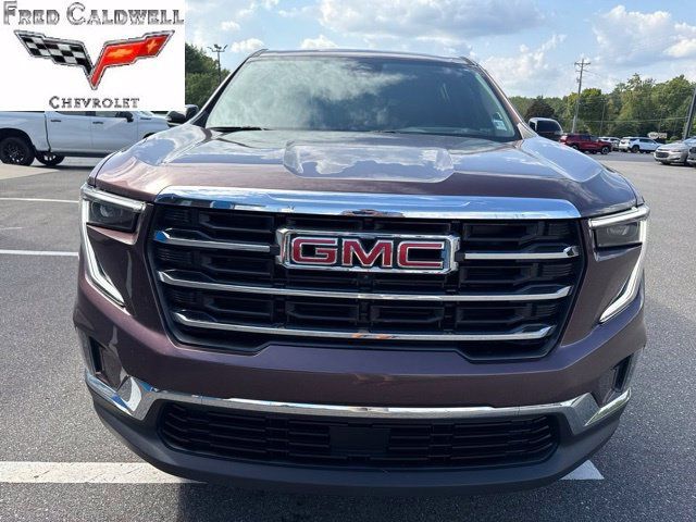 Used 2025 GMC Acadia Elevation w/ Elevation Premium Package FWD image 8