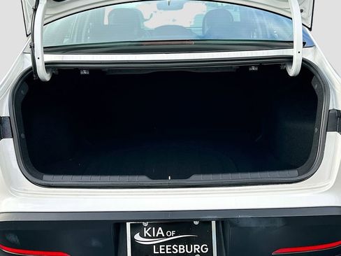 New 2025 Kia K4 LXS image 23