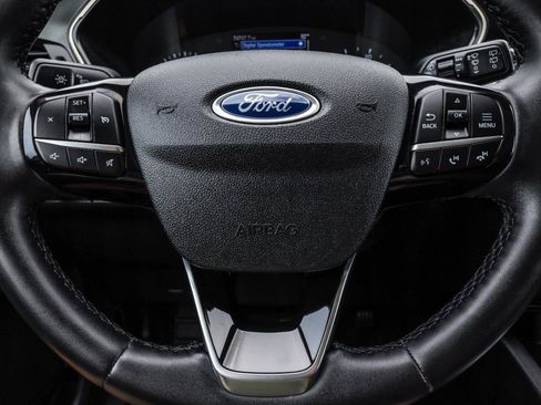 Used 2021 Ford Escape SE w/ Cold Weather Package AWD/4WD image 17