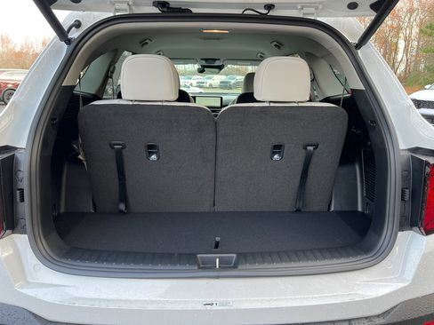 New 2025 Kia Sorento EX image 7