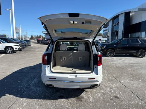 Certified 2023 GMC Acadia Denali image 10