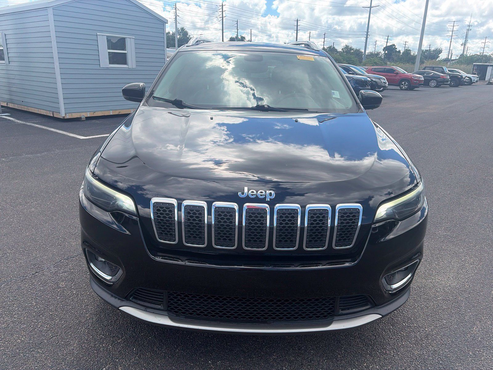 Used 2019 Jeep Cherokee Limited FWD image 2