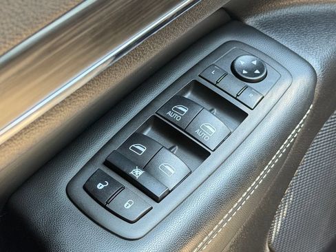 Used 2021 Jeep Grand Cherokee Limited w/ Quick Order Package 28K 80th AWD/4WD image 14