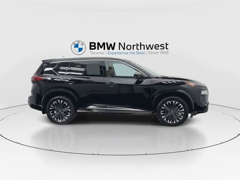 Used 2024 Nissan Rogue Platinum AWD/4WD image 5