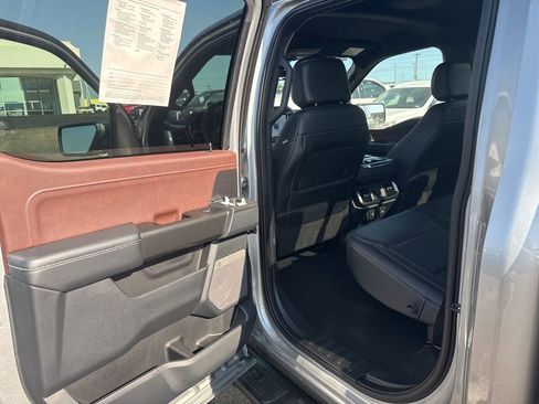 Used 2023 Ford F150 Lariat w/ Max Trailer Tow Package image 28