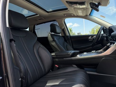 Used 2024 Genesis GV80 3.5T image 35