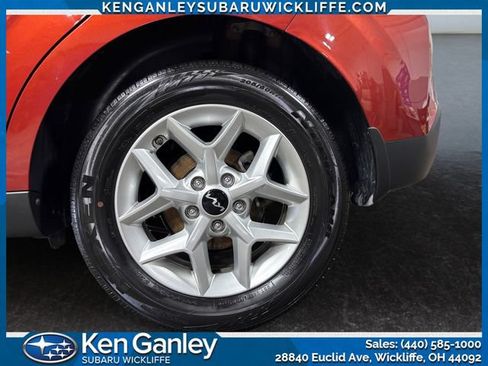 Used 2024 Kia Soul LX w/ Option Group 015 FWD image 25