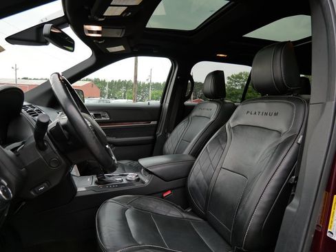 Certified 2018 Ford Explorer Platinum AWD/4WD image 22