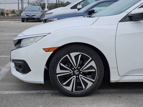 Used 2018 Honda Civic EX-T image 8