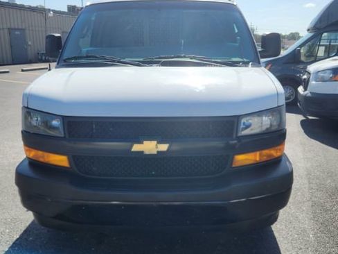 Used 2021 Chevrolet Express 2500 Extended w/ Driver Convenience Package image 9