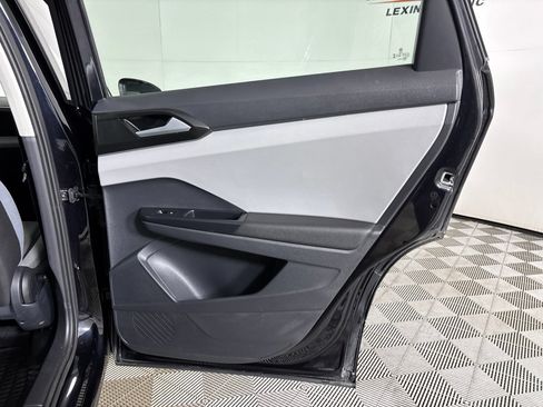 Used 2023 Volkswagen Taos S FWD image 21