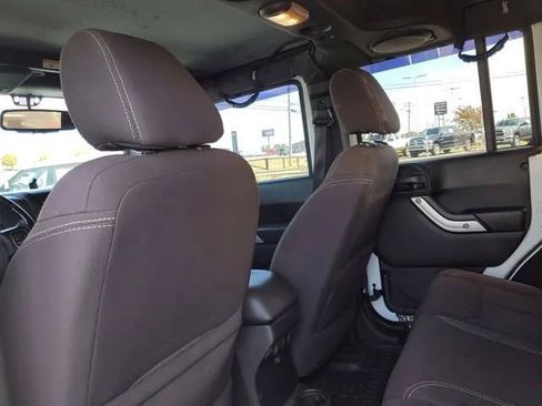 Used 2014 Jeep Wrangler Unlimited Sahara w/ Connectivity Group image 16