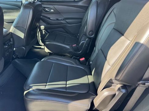 Used 2021 Chevrolet Traverse Premier w/ Redline Edition image 13