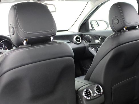 Used 2017 Mercedes-Benz C 300 Sedan image 34