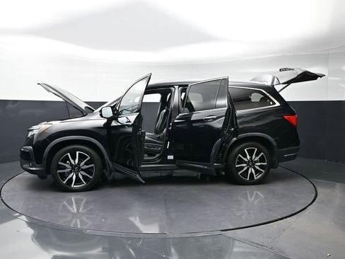 Used 2020 Honda Pilot Touring image 37