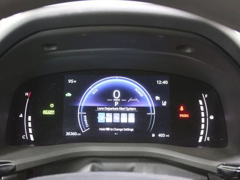 Used 2025 Toyota Camry LE FWD image 34