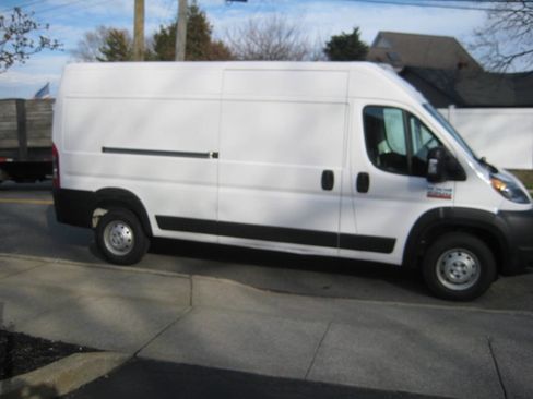 Used 2021 RAM ProMaster 2500 w/ Convenience Group image 5