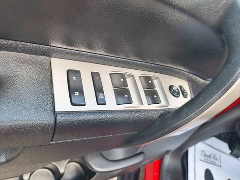 Used 2011 GMC Sierra 1500 SLE w/ Power Tech Package AWD/4WD image 18