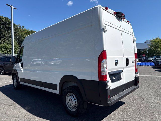 Used 2026 RAM ProMaster 2500 w/ Convenience Group FWD image 18