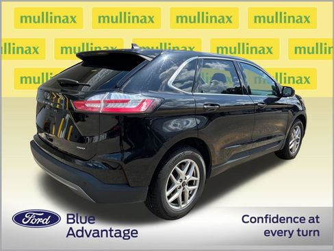 Used 2024 Ford Edge SEL AWD/4WD image 2