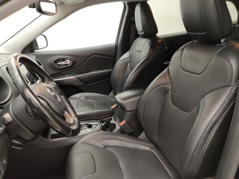 Used 2020 Jeep Cherokee Limited FWD image 17