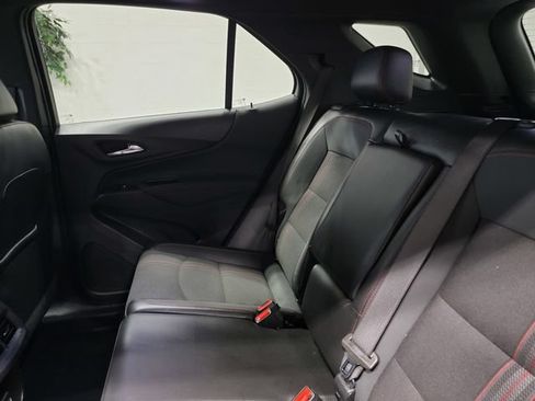 Certified 2023 Chevrolet Equinox RS FWD image 13