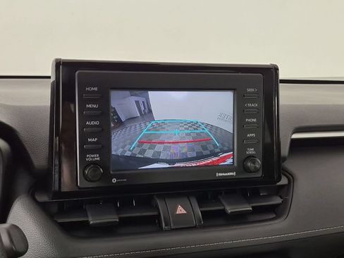 Used 2022 Toyota RAV4 LE AWD/4WD image 26