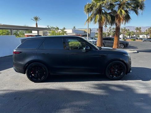 Used 2025 Land Rover Range Rover Sport Dynamic SE AWD/4WD image 4