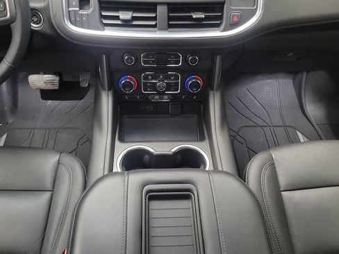 Used 2023 Chevrolet Suburban Z71 w/ Luxury Package image 22