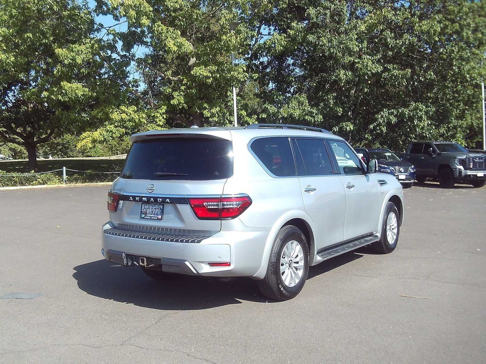 Used 2021 Nissan Armada SV AWD/4WD image 5