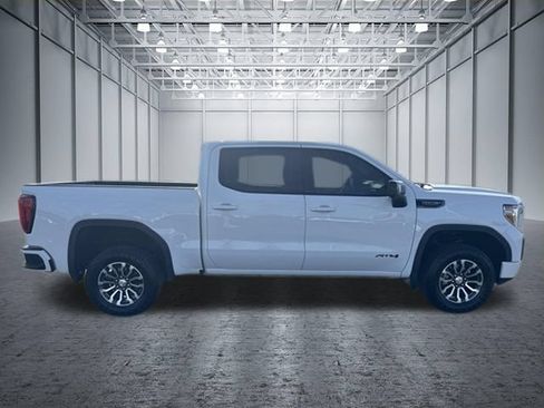 Used 2021 GMC Sierra 1500 AT4 w/ AT4 Preferred Package AWD/4WD image 6