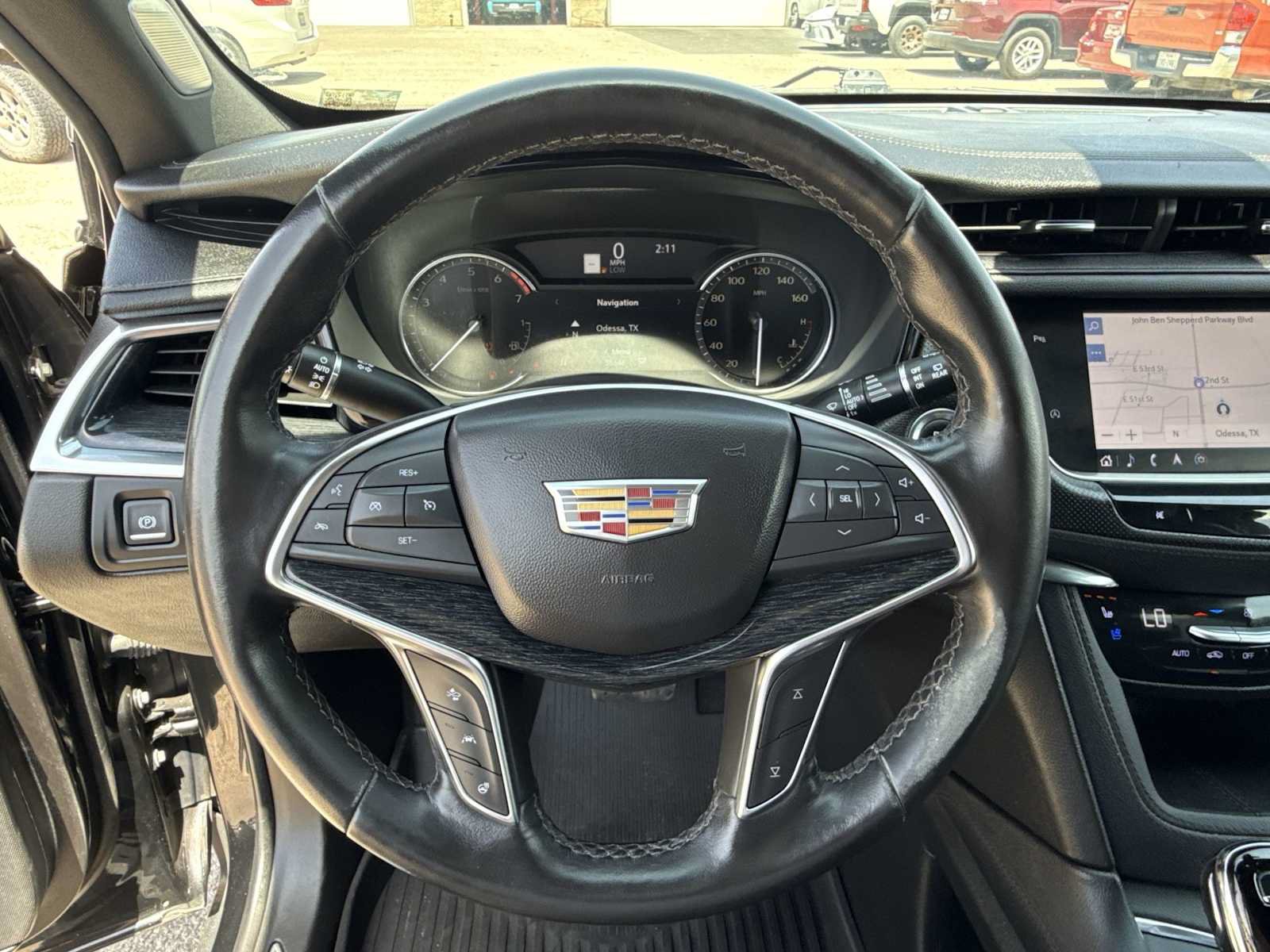 Used 2023 Cadillac XT5 Premium Luxury w/ LPO, Floor Liner Package AWD/4WD image 19