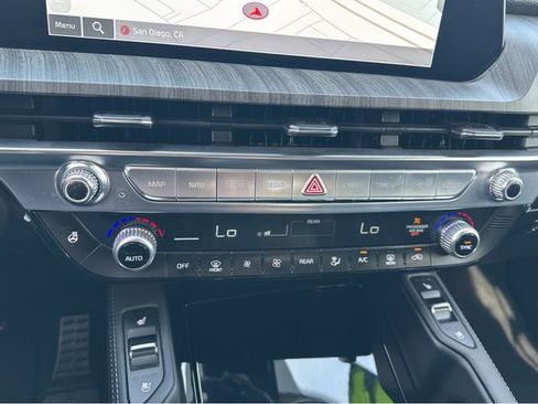 Used 2024 Kia Telluride SX Prestige image 23