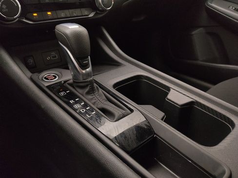 Used 2025 Nissan Sentra S FWD image 26