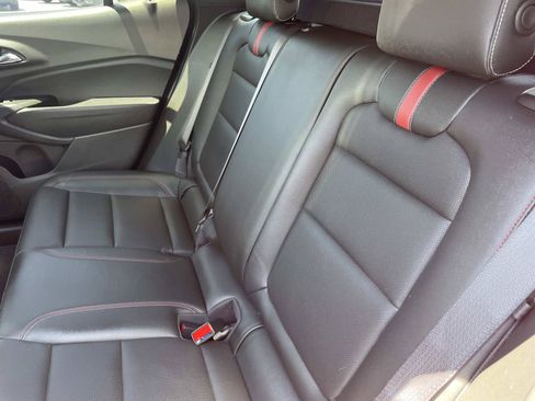 Used 2026 Chevrolet Trax RS w/ Sunroof Package FWD image 25