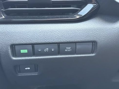 Used 2024 Nissan Sentra S FWD image 24