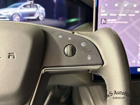 Used 2026 Tesla Model X Plaid AWD/4WD image 14