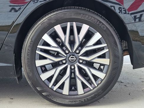 Used 2025 Nissan Altima 2.5 SV image 28